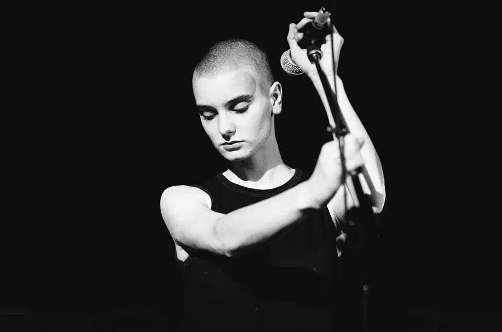 Morrissey condena homenagens após morte de Sinéad O’Connor